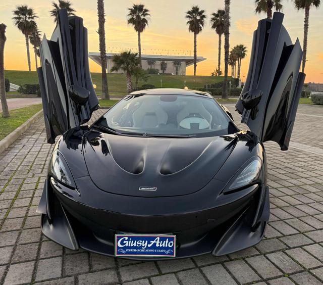 McLaren 570S ALLESTIMENTO 600 LT - foto 2 di 4