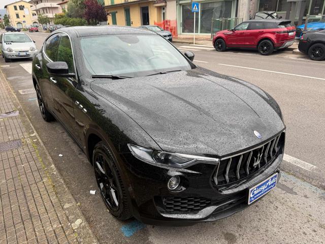 Maserati Levante V6 Diesel AWD - foto 3 di 4