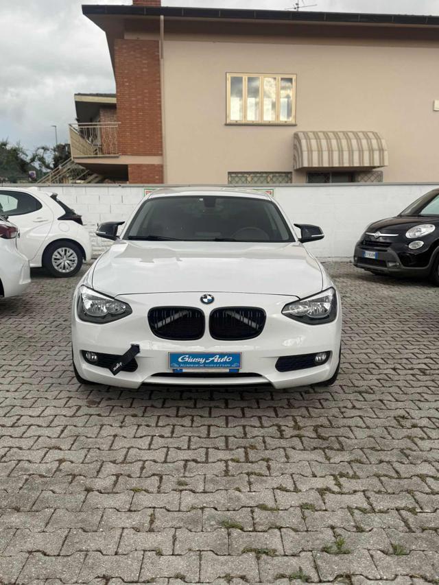 BMW 114 d 3p. Sport - foto 2 di 4
