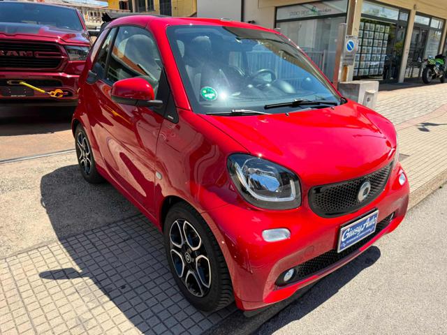 smart forTwo 70 1.0 twinamic cabrio Passion - foto 3 di 4