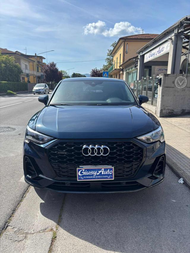 Audi Q3 SPB 40 TDI quattro S tronic S line edition - foto 2 di 4