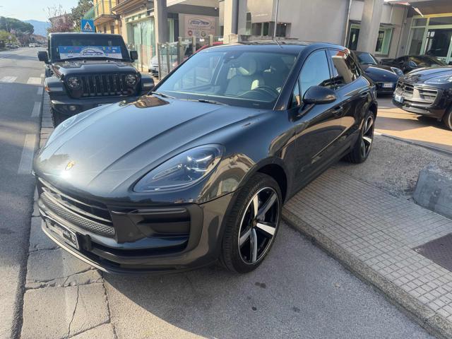 Porsche Macan 2.0 Cerchi 21 scarichi, del 2022, 79.000 km, in vendita a Pieve A Nievole (PT)