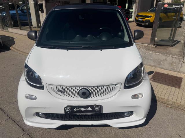 smart forTwo BRABUS 0.9 Turbo twinamic cabrio - foto 2 di 4