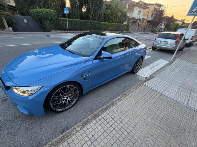 BMW M4 Coupé DKG CARBONIO - foto 2 di 4