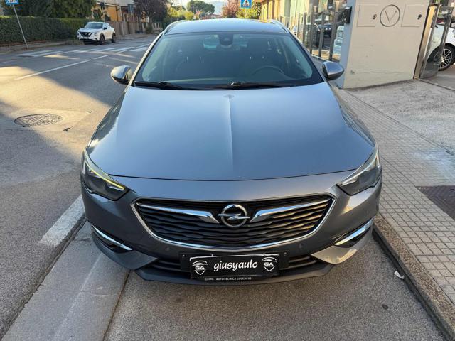 Opel Insignia 2.0 CDTI S&S Sports Tourer Navi LED - foto 2 di 4
