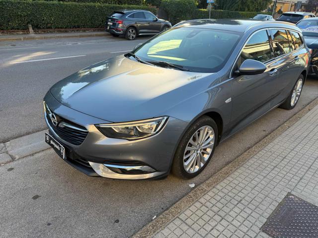 Opel Insignia 2.0 CDTI S&S Sports Tourer Navi LED, del 2018, 195.000 km, in vendita a Pieve A Nievole (PT)