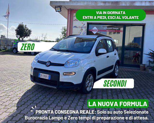Fiat Panda 1.0 FireFly S&S Hybrid Red - foto 1 di 4