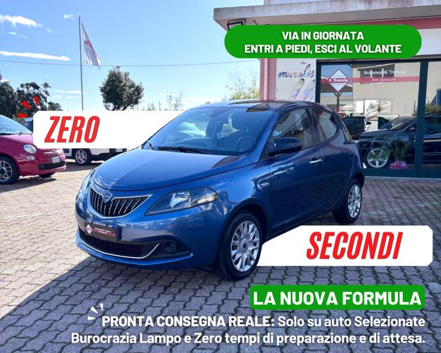 Lancia Ypsilon 1.0 FireFly 5 porte S&S Hybrid Ecochic Silver usato a SAN SPERATE