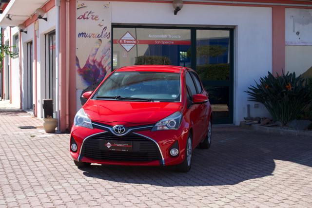 Toyota Yaris 1.0 5 porte Active, del 2015, 121.300 km, in vendita a San Sperate (CA)