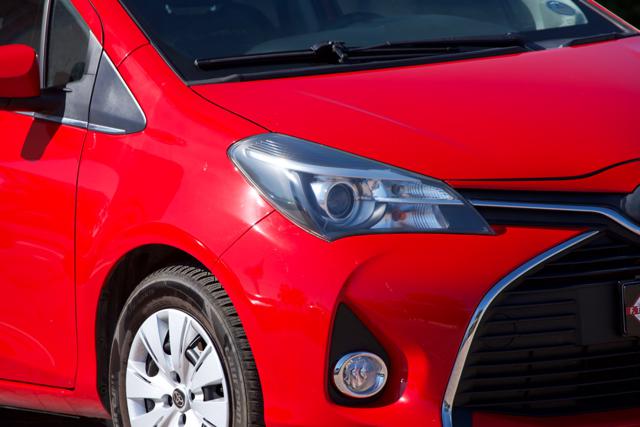 Toyota Yaris 1.0 5 porte Active - foto 4 di 4