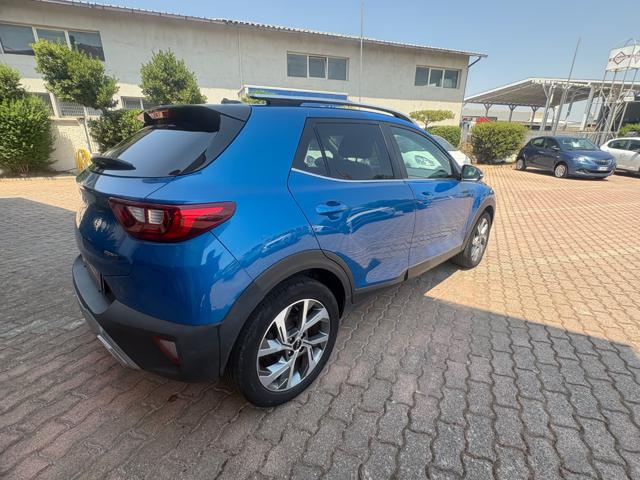 Kia Stonic 1.0 T-GDi 100 CV MHEV iMT GT Line - foto 3 di 4