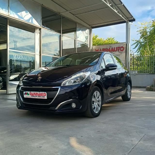 Peugeot 208 1° serie 1.5 BlueHDi 100CV S&S 5p., del 2019, 93.669 km, in vendita a Casaluce (CE)