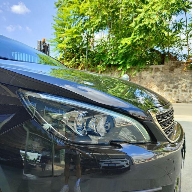 Peugeot 308 BlueHDi 100 S&S PREMIUM PACK - foto 4 di 17