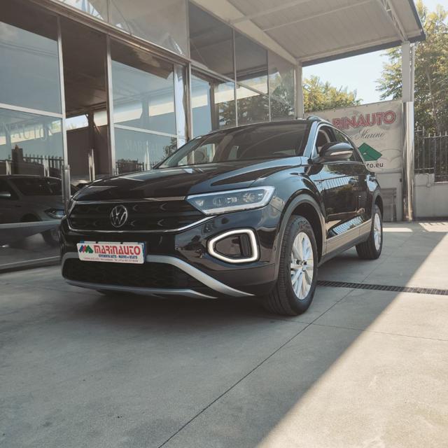 Volkswagen T-Roc 2.0 TDI 116cv life plus, del 2023, 126.723 km, in vendita a Casaluce (CE)