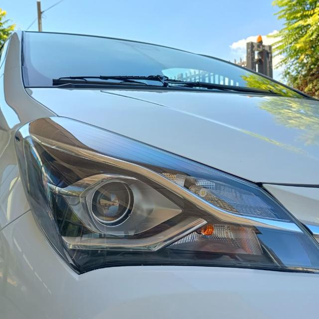 Toyota Yaris 1.5 Hybrid 5 porte Cool - foto 4 di 4