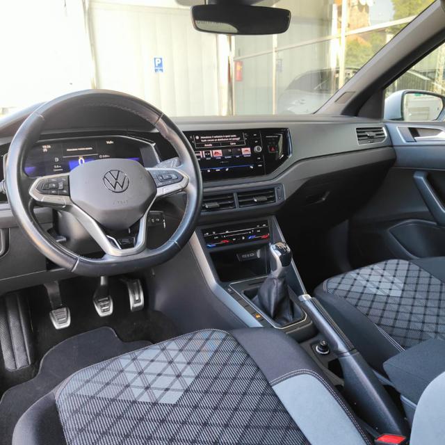 Volkswagen Polo 1.0 95CV TSI R-Line, del 2022, 83.420 km, in vendita a Casaluce (CE)