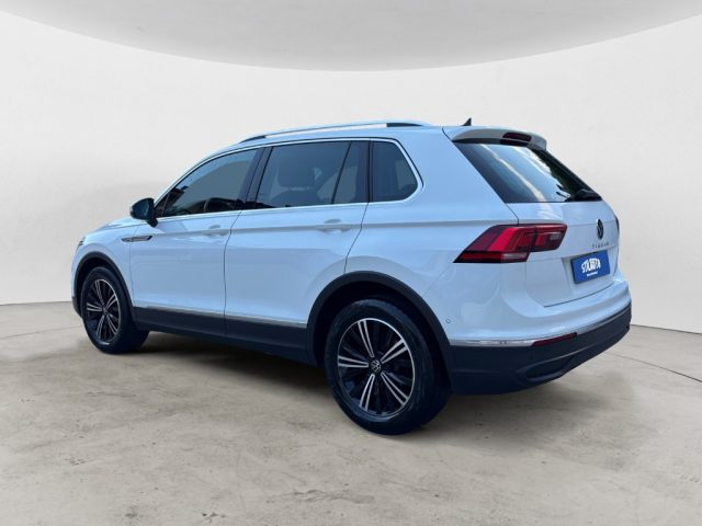 Volkswagen Tiguan 2.0 TDI 150 CV SCR DSG Life - foto 3 di 4
