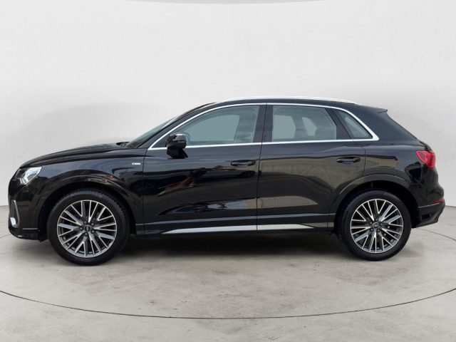 Audi Q3 35 TDI S tronic S line edition - foto 2 di 4