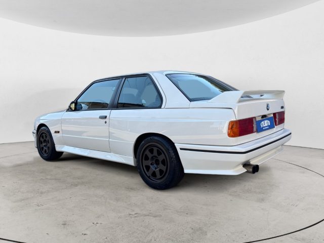 BMW M3 M3 E30 - foto 3 di 4