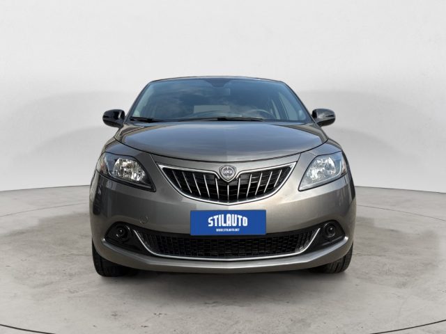 Lancia Ypsilon 1.0 FireFly 5 porte S&S Hybrid Ecochic Silver usato a CHIAMPO