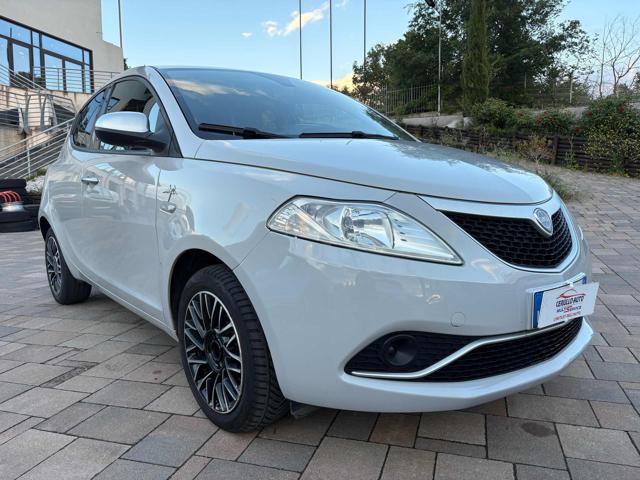 Lancia Ypsilon 1.3 MJT 16V 95 CV 5 porte S&S Mya - foto 2 di 4