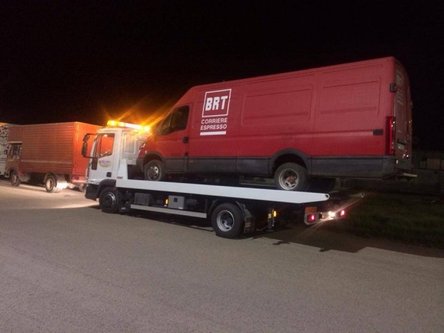 Iveco LKW/TRUCKS EUROCARGO 75/18 EURO 5 SOCCORSO STRADALE - foto 3 di 18