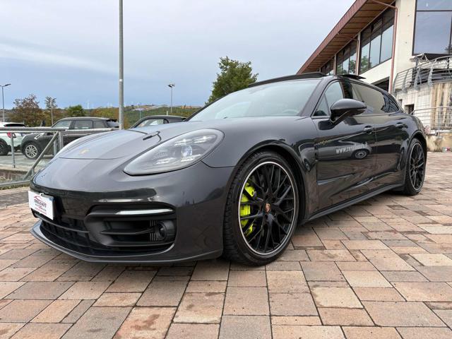 Porsche Panamera 2.9 4S E-Hybrid Sport Turismo *RESTYLING*, del 2021, 149.000 km, in vendita a Satriano Di Lucania (PZ)