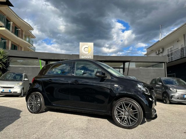 smart forFour 109 CV BRABUS XCLUSIVE+TETTO APR.+JBL+PELLE NER - foto 2 di 4