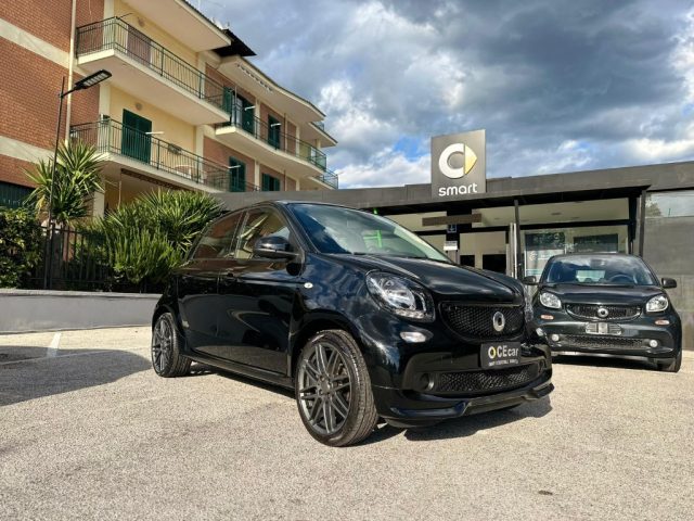smart forFour 109 CV BRABUS XCLUSIVE+TETTO APR.+JBL+PELLE NER - foto 3 di 4