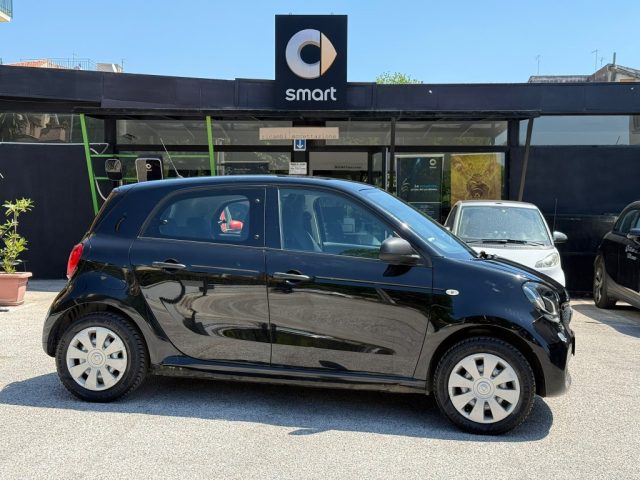 smart forFour 70 TWINAMIC+PACK COMFORT usato a CASERTA