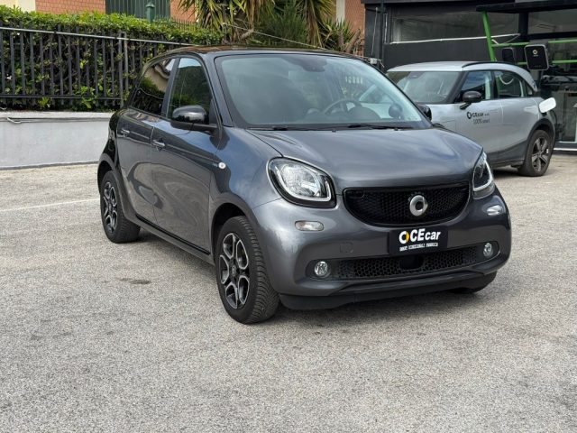 smart forFour 90 PRIME TWINAMIC +PELLE NERA +NAVIG.+UNICO PROPR. - foto 2 di 4