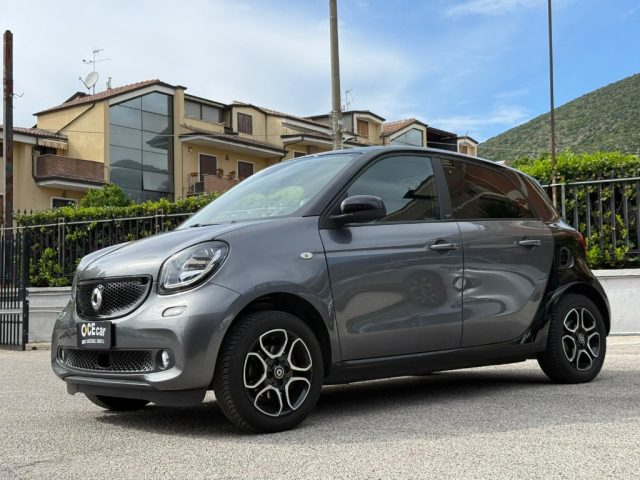 smart forFour 90 PRIME TWINAMIC +PELLE NERA +NAVIG.+UNICO PROPR. - foto 4 di 4