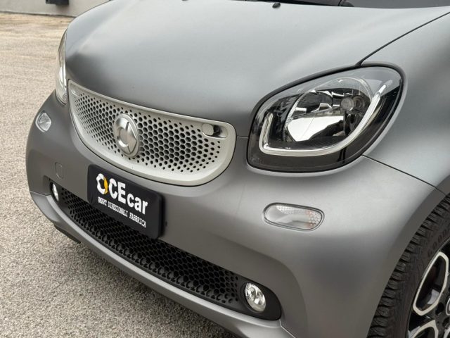 smart forTwo 70 PRIME+TWINAMIC+INT. PELLE+NAVIG.+TELEC.POST. usato a CASERTA