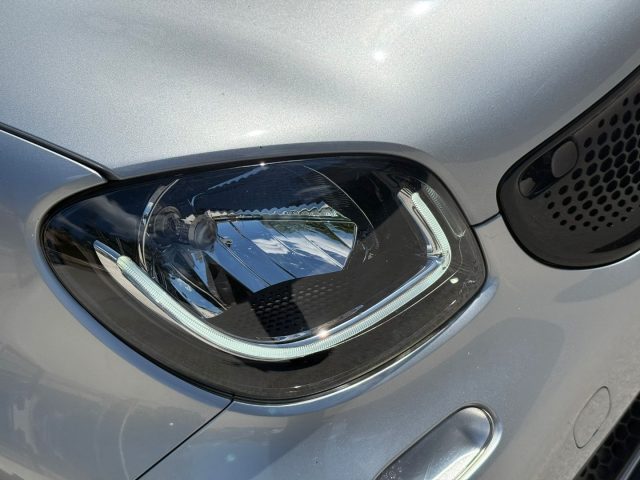 smart forFour 70 PRIME+TWINAMIC+INT. PELLE+NAVIG.+TELECAMERA POS - foto 4 di 4