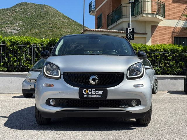 smart forFour 70 PRIME+TWINAMIC+INT. PELLE+NAVIG.+TELECAMERA POS - foto 3 di 4