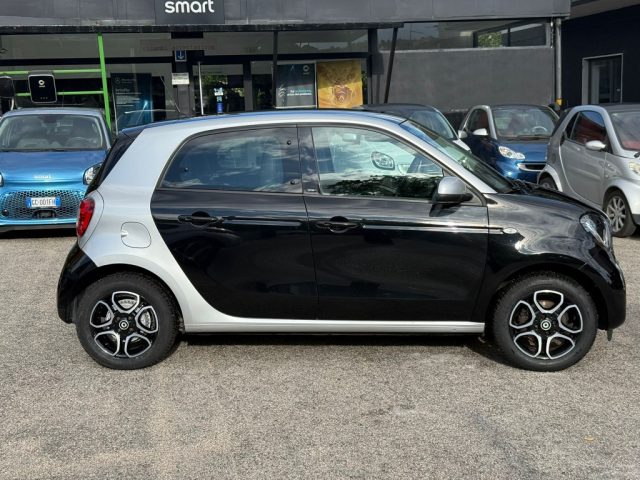 smart forFour 90 PRIME TWINAMIC +PELLE NERA +NAVIG.+TELECAMERA P - foto 2 di 4