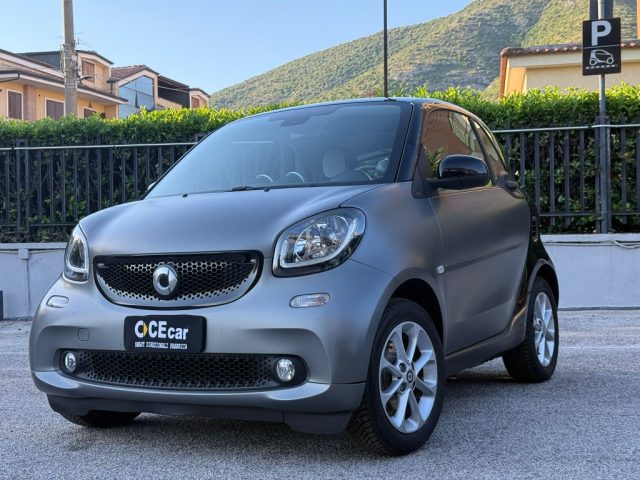 smart forTwo 70 1.0 PASSION TWINAMIC CERCHI+PACK LED+COMFORT - foto 4 di 4