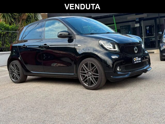 smart forFour 90 PRIME TWINAMIC +PELLE NERA +NAVIG.+PACK BRABUS, del 2017, 48.677 km, in vendita a Caserta (CE)
