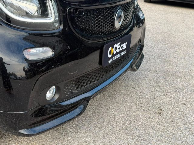 smart forFour 90 PRIME TWINAMIC +PELLE NERA +NAVIG.+PACK BRABUS - foto 4 di 4