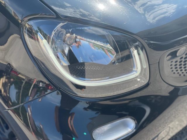 smart forTwo 70 TWINAMIC PRIME+NAVIGATORE+PELLE+PARKTRONIC - foto 4 di 4