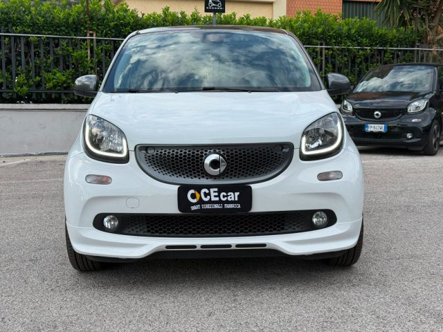 smart forFour 90 TWINAMIC PASSION+PACK BRABUS+NAV. - foto 3 di 4