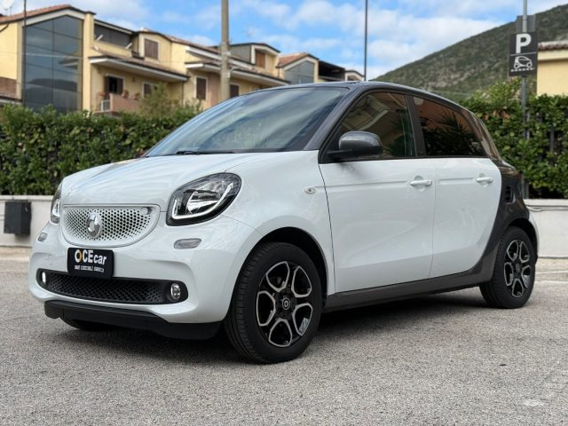smart forFour 90 PRIME TWINAMIC +PELLE NERA +NAVIG.+UNICO PROPR. - foto 3 di 4