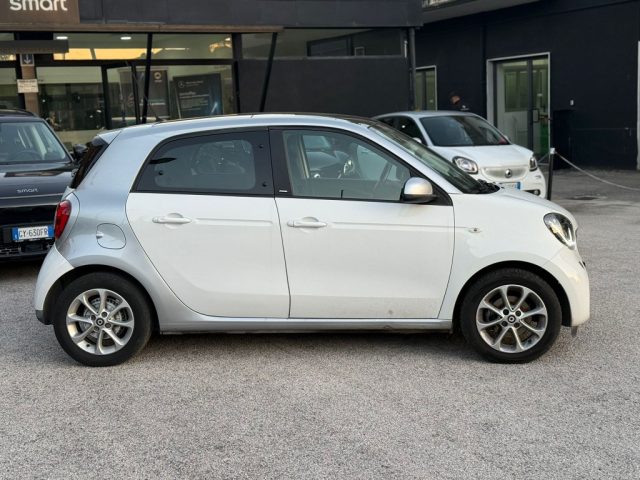smart forFour 70 1.0 PASSION TWINAMIC CERCHI+NAV.+PACK LED+GPL usato a CASERTA