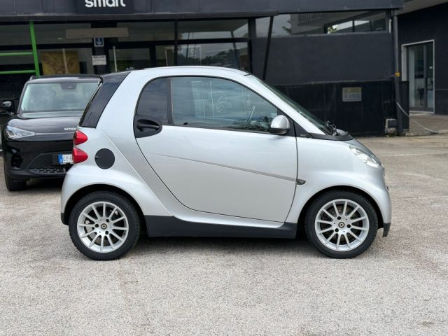 smart forTwo 800 CDI 54 CV PASSION+NAVIGATORE+OROLOGIO & CONTAG - foto 3 di 4
