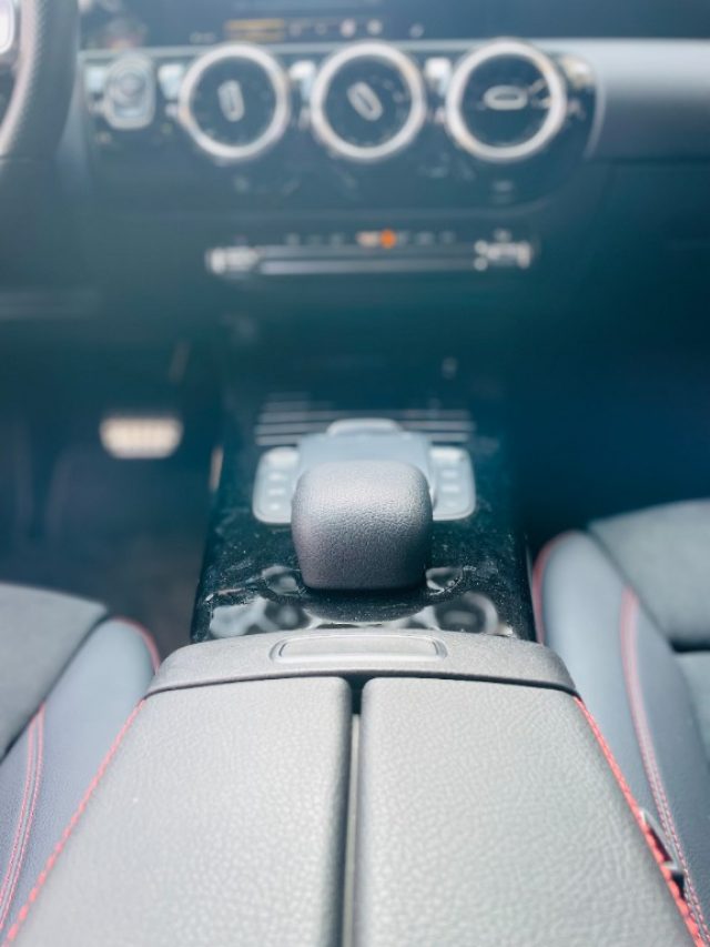 Mercedes-Benz A 220 d Automatic Premium PACK AMG -41% DAL NUOVO, del 2021, 39.850 km, in vendita a Caserta (CE)