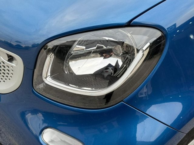 smart forTwo 70 1.0 TWINAMIC PASSION+NAV.+GARANZIA TRE ANNI, del 2018, 98.533 km, in vendita a Caserta (CE)