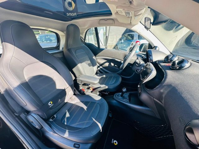 smart forTwo EQ Prime- 50% DAL LISTINO DEL NUOVO, del 2021, 7.707 km, in vendita a Caserta (CE)