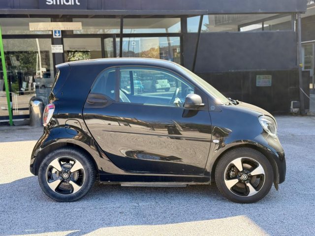 smart forTwo EQ PASSION PACK XCLUSIVE EX DIREZIONALE FABBRICA - foto 4 di 4