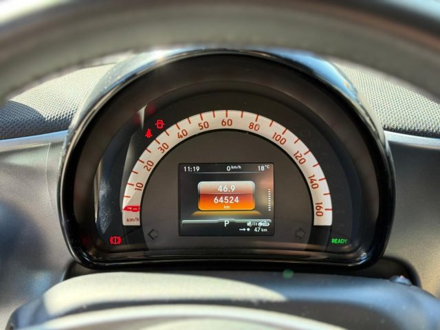 smart forTwo EQ PASSION PACK XCLUSIVE EX DIREZIONALE FABBRICA, del 2020, 64.447 km, in vendita a Caserta (CE)
