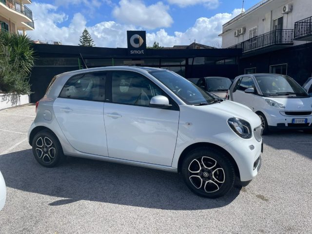 smart forFour 90 PASSION TWINAMIC+UNICO PROPR.+PACK COMFORT usato a CASERTA